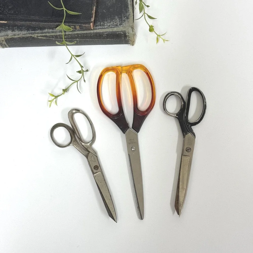 Vintage scissors set of 3
